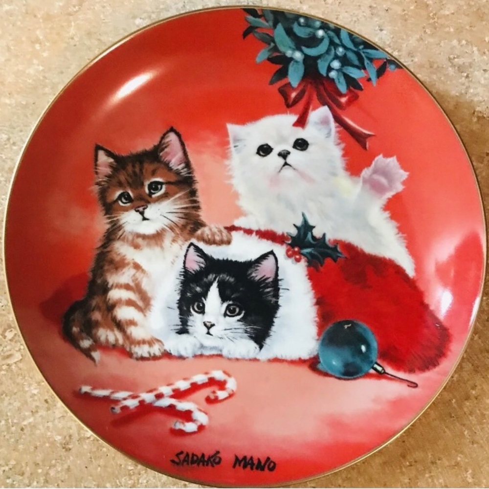Vintage 1983 HACKETT AMERICAN Christmas SANTA'S SPECIAL GIFT Sadako Mano Plate#